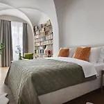 U Suteru Boutique Prag