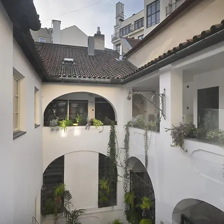 U Suteru Boutique Hotel