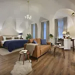 U Suteru Boutique Hotel