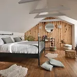 U Suteru Boutique Hotel