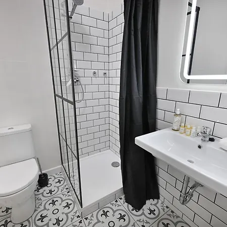 U Suteru Boutique Hotel 4*